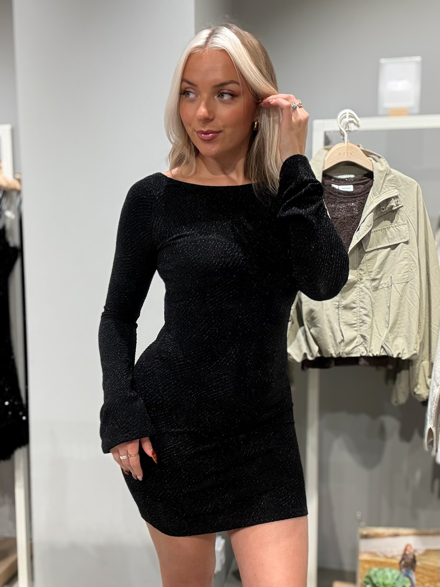 NMGILLY Short Dress - Black